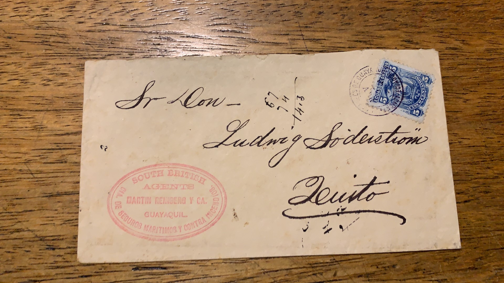 Ecuador 1883 — Grupo de 2 tarjetas postales con escudo y valor invertidos, un entero postal, un sobre…